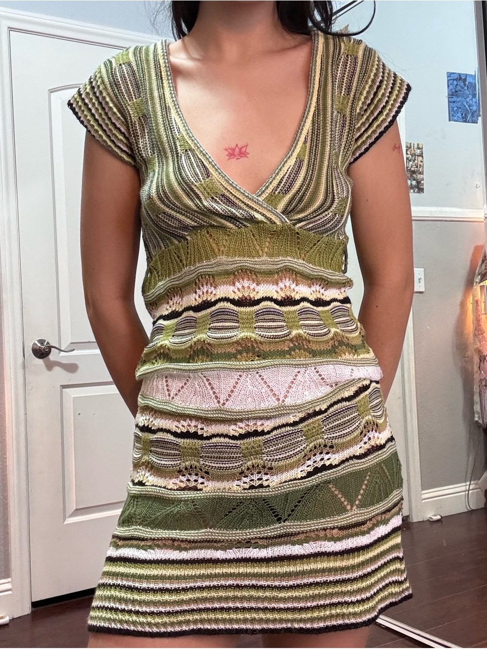 Y2K // Say What? Crochet dress 🍌

Size: M